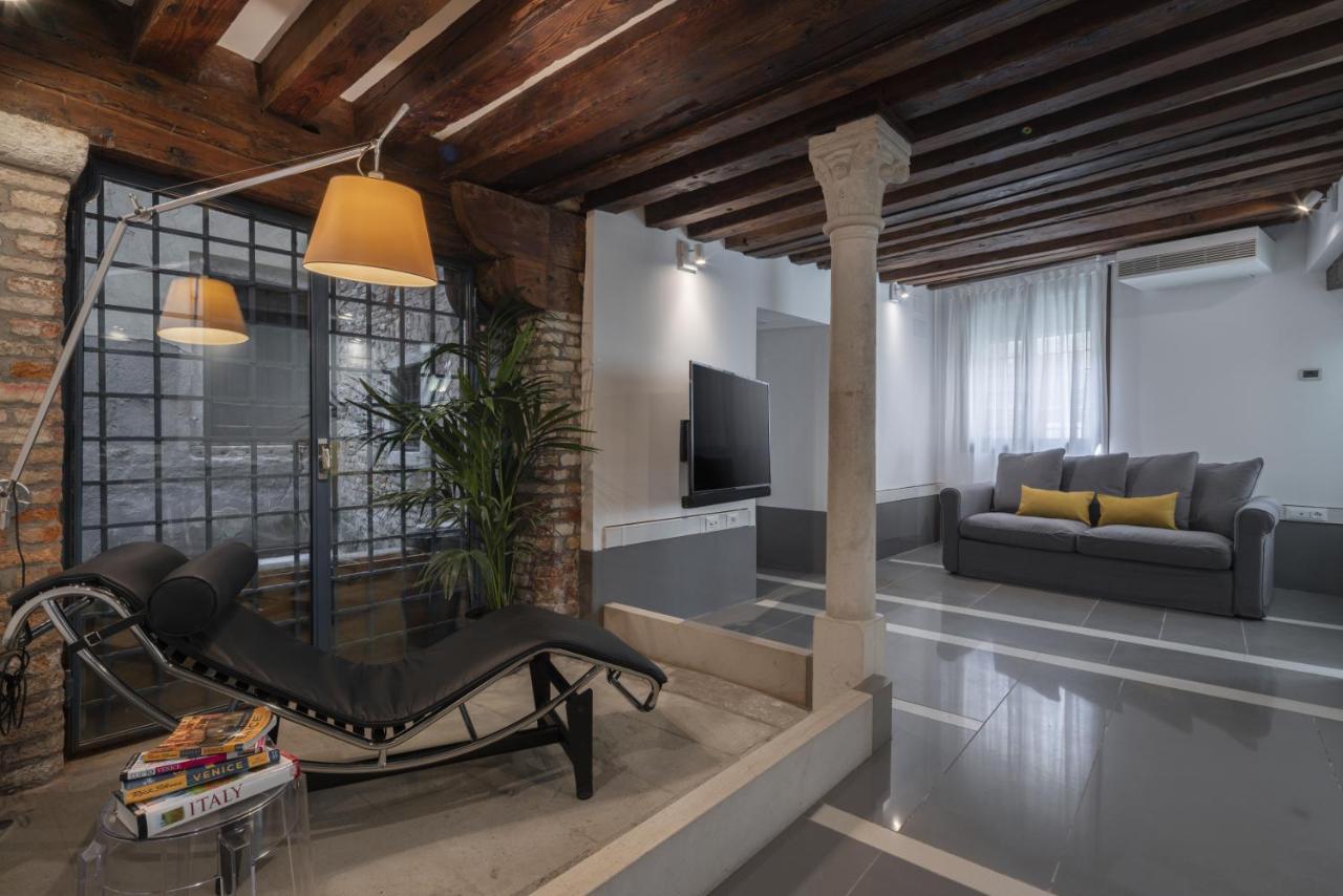 Venetian Canal View Appartement *